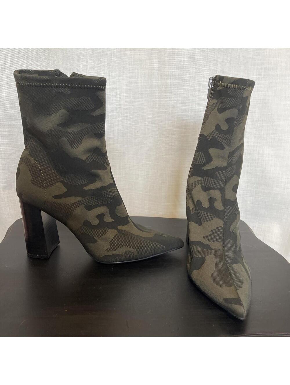 jeffrey campbell camo ankle boots Sz 6.5